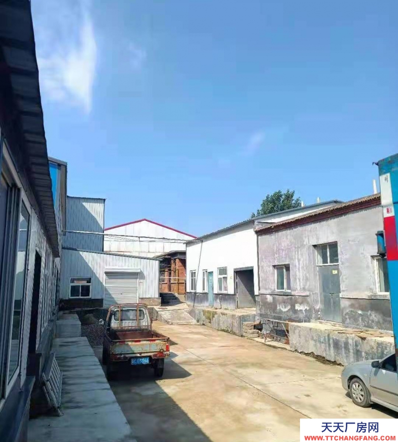 秦皇島 山海關(guān) 本廠主要經(jīng)營大醬,面醬,蒜蓉辣醬,技術(shù)成熟,正常營業(yè)中