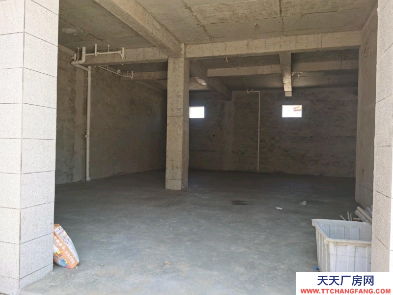 (出租) 慶陽西峰獨院，庫房出租，水電暖齊全，可進大車