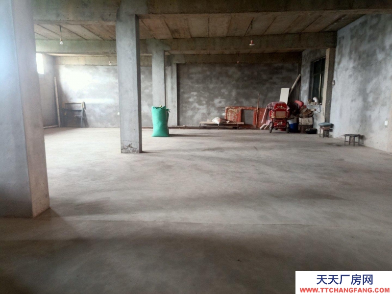 (出租) 武威涼州炮校西門附近有一200平方車庫(kù)出租，水電齊全！可帶住房。