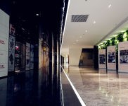 (出租) 靜安中環邊地鐵出口 家裝展廳 建筑設計 網絡科技 行業不限 可分