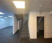 (出租) 普陀(非中介)藝術創意園,300平直播辦公室,帶閣樓,大陽臺