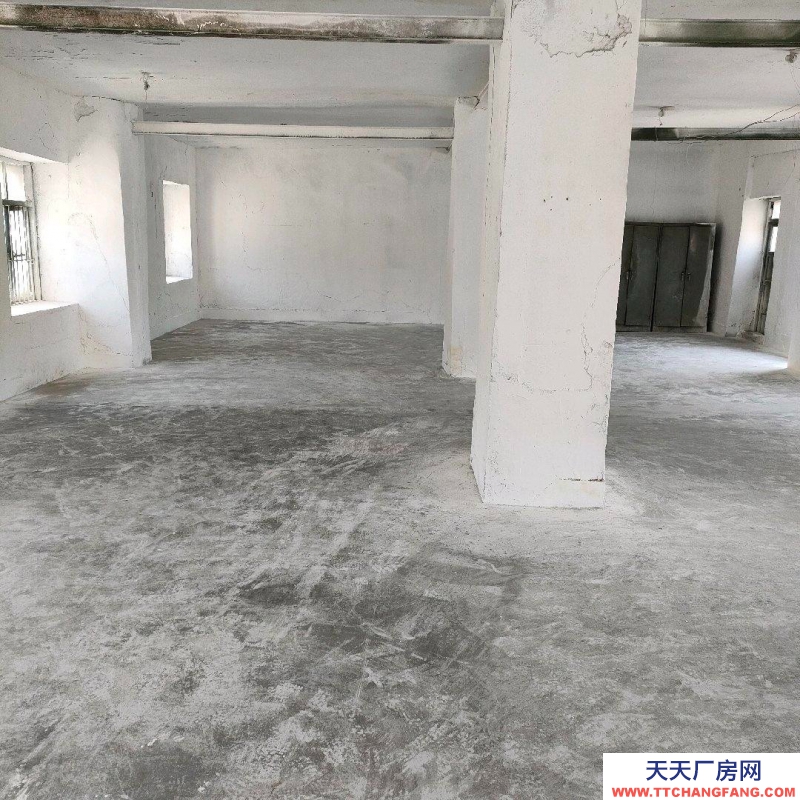 (出租)大連旅順口 此房位于太陽(yáng)溝406醫(yī)院附近，有大院，停車(chē)