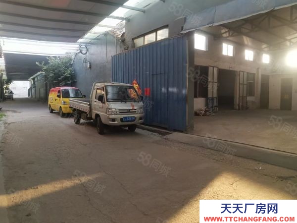 泰安泰山泮河大街與溫泉路交匯處南250米路西320平廠房倉庫出租
