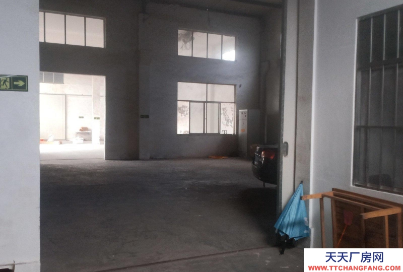 泰安新泰空間大，水電辦公設施齊全