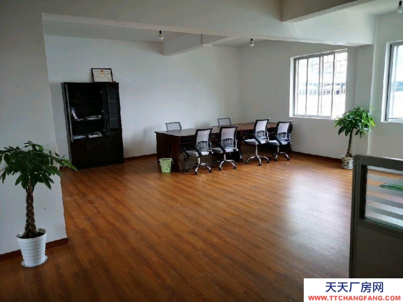 (出租) 桂林臨桂本人有一個閑置辦公室和倉庫合租