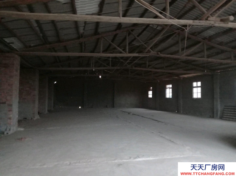 (出租) 桂林疊彩大河鄉 蒙正村村委進來，靠近大村路口 倉庫 700平米