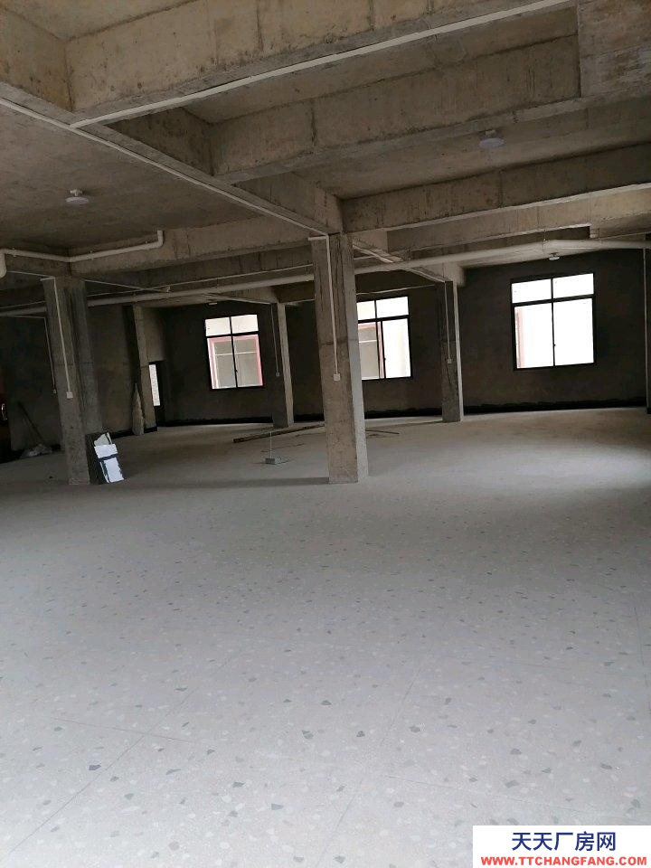 (出租)桂林靈川 廠房，倉庫出租，1100平方，可分租，交通便到，可進大貨車，