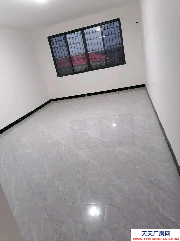 (出租)桂林靈川 廠房，倉庫出租，1100平方，可分租，交通便到，可進大貨車，