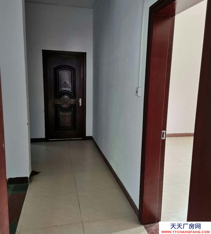 (出租)桂林秀峰蘆笛巖于家村整棟樓出租，有一大院