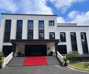 (出售)寶山 7號線美蘭湖站!獨棟!合適做企業辦公~研發~會所!新房哦!