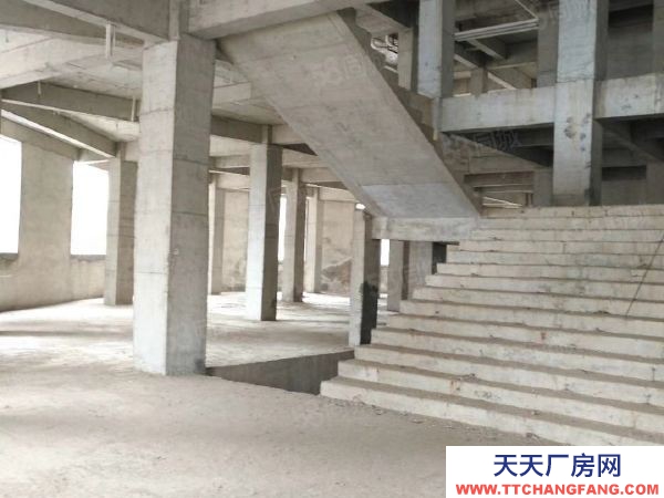 邵陽市雙清區 建材城二期市場主干道上4268平方全框架倉庫廠房出租