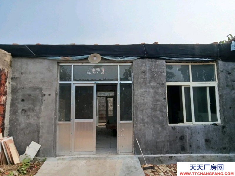 聊城陽谷可用面積270平房左右，可以接受后期改造，有意者速聯系我