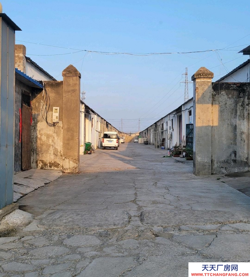 (出租) 焦作解放區(qū)地理位置便利，院內(nèi)配有監(jiān)控，門崗24小時(shí)值守