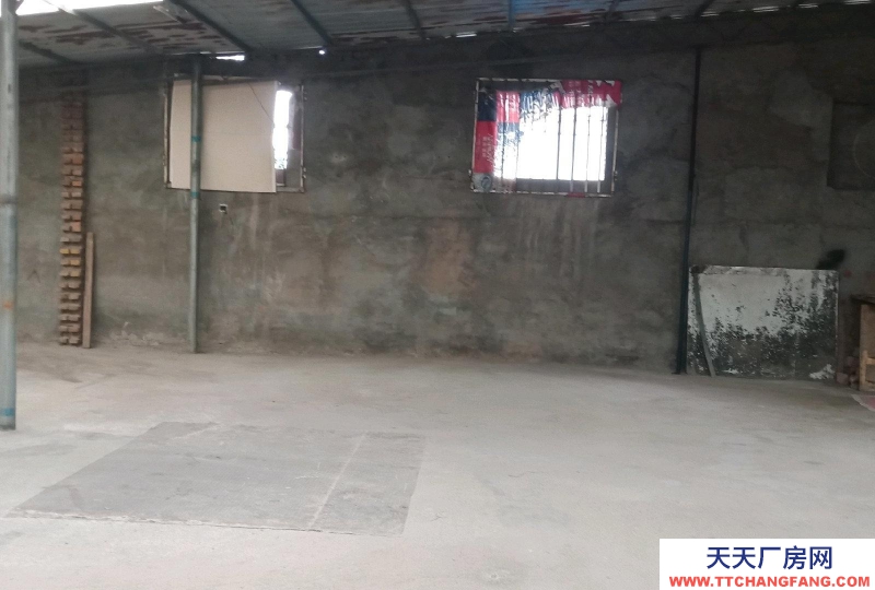 (出租)焦作 解放區(qū)紅太陽家具城斜對面出租倉庫