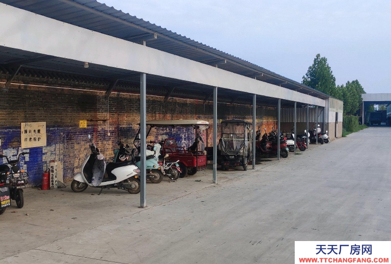 (出租) 焦作沁陽標(biāo)準(zhǔn)化廠房位于河南省沁陽市柏香鎮(zhèn)新濟路旁