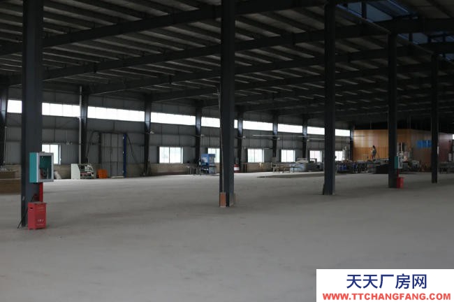 (出租) 大型廠房出租，可分租，配有辦公樓、食堂、宿舍樓