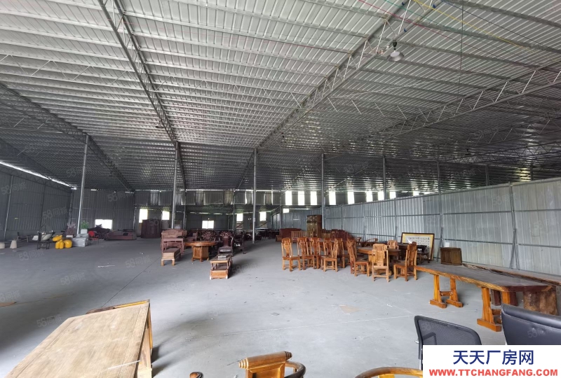 (出租) 柳州柳北區(qū)免中介費(fèi)，柳北1100平方廠房，證件齊全，大路邊