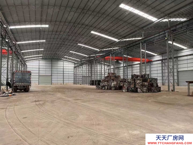 (出租) 柳州柳北區柳長路長塘 帶20噸航吊，門前有大空地用