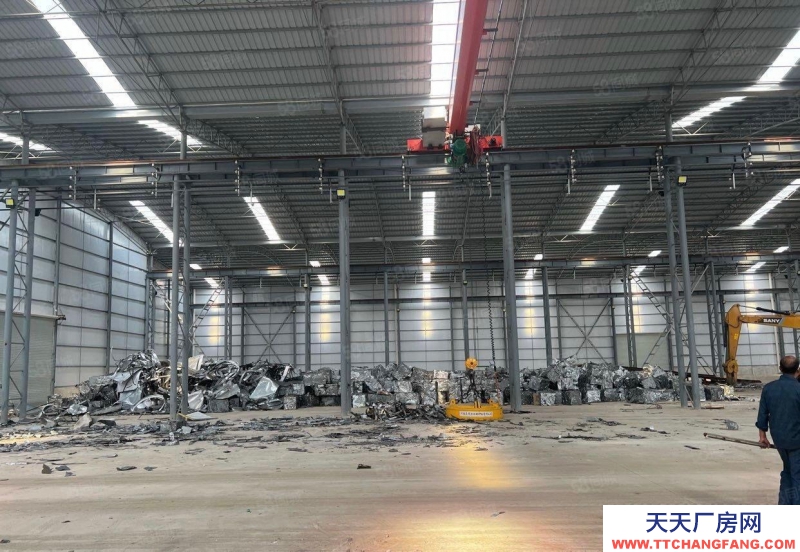 (出租) 柳州柳北區(qū)柳長(zhǎng)路長(zhǎng)塘 帶20噸航吊，門前有大空地用