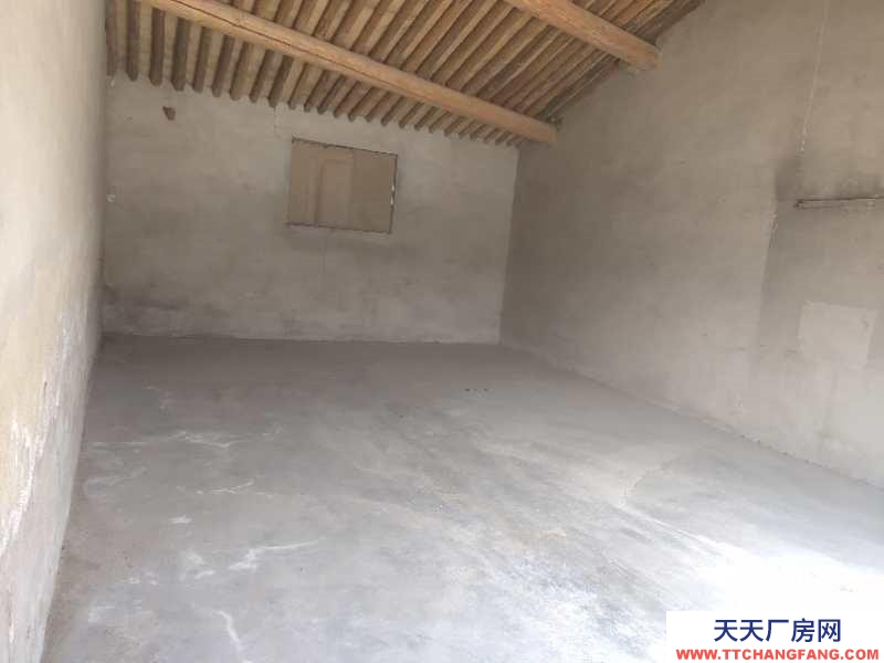 (出租)定西通渭 臨街商鋪（庫房）出租，層高4.5米，租金可面議。