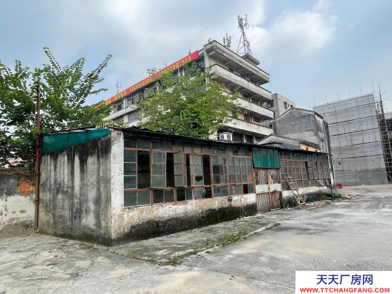 (出租) 廣東中山園區(qū)路大停車(chē)位多,周邊商業(yè)配套,交通方便,層高16米,無(wú)柱位