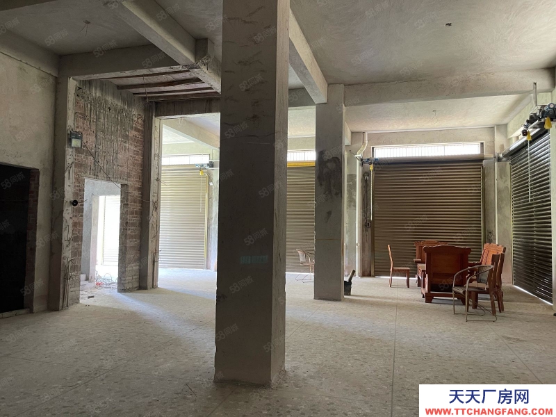 (出租)玉林北流 3面光電梯房水電路3通6.5層拖頭大車入做制衣，玩具，加工點