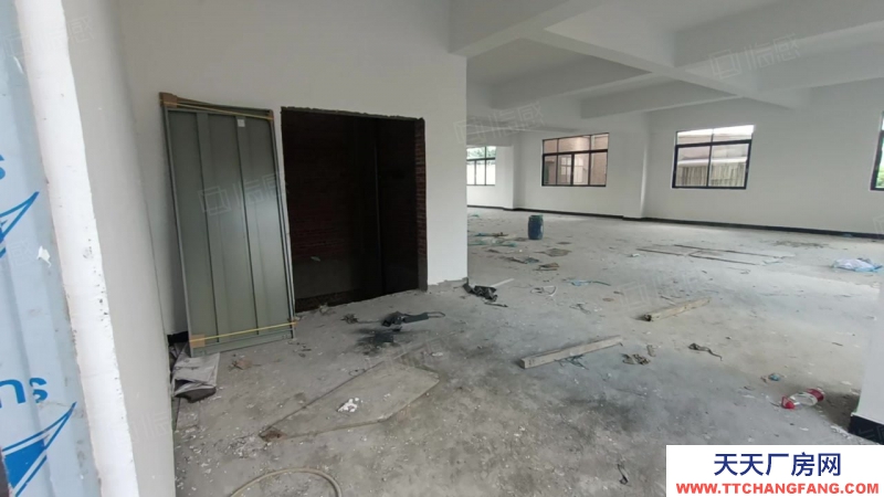 (出租) 廣東中山廣豐公園附近全新廠房1800方招租，單層面積450方形象好