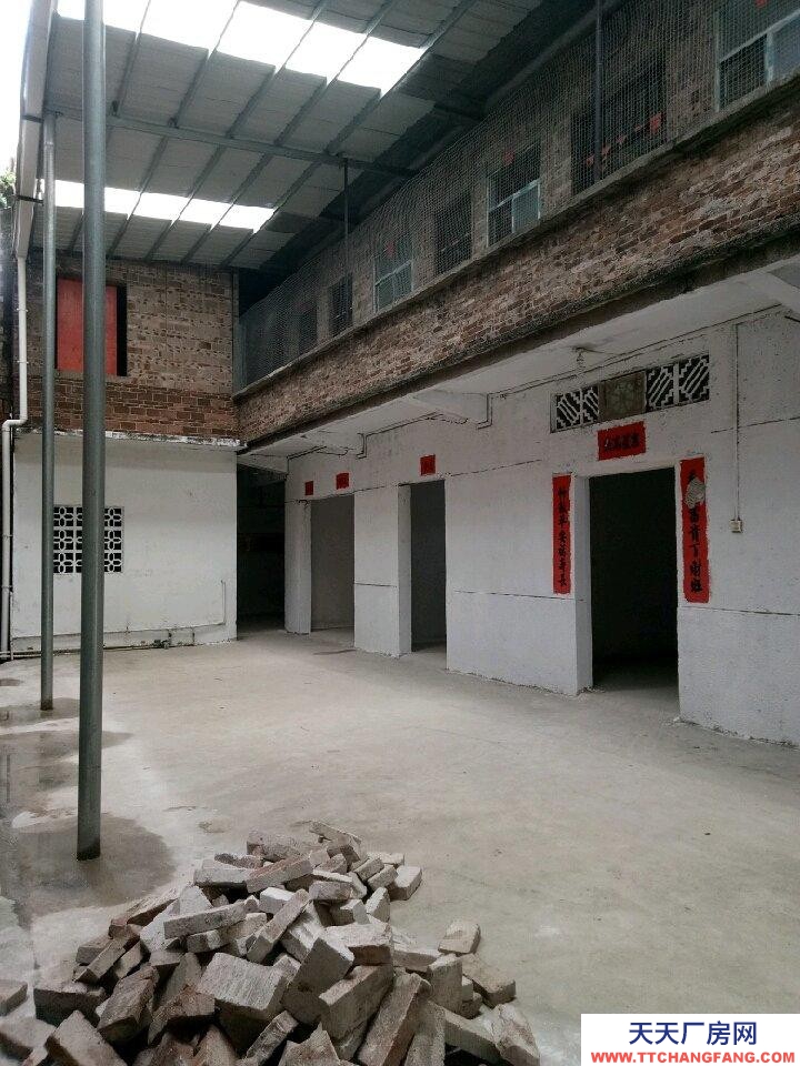 (出租) 玉林玉州區毅德市場附近蓮塘宅田村大道路旁倉庫