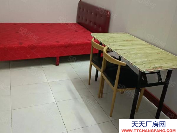 岳陽市岳陽樓區(qū) 洛王附近有廠房出租兩百多平方