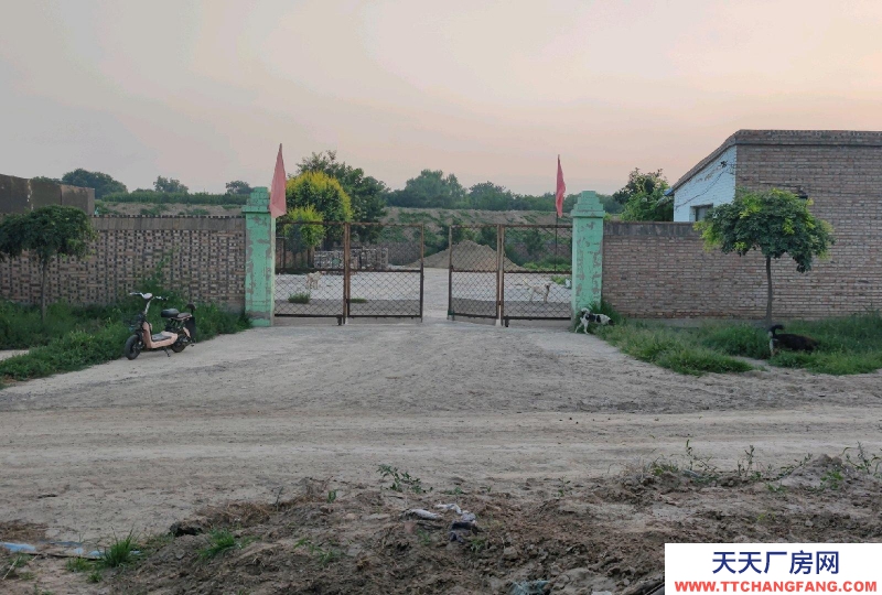 (出租) 整租場地，超大空地，配套7間房