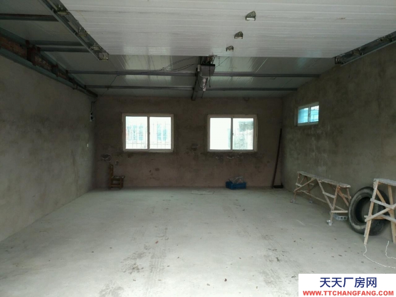 (出租) 營口大石橋蔬菜批發(fā)市場附近解放道口 倉庫出租 40平米