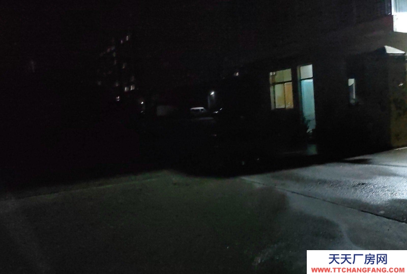 日照莒縣廠房在后城花園東側(cè)交通方便，安全可靠