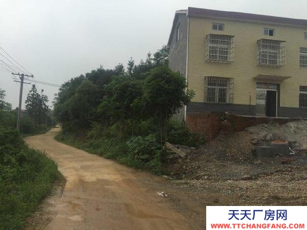 岳陽市岳陽樓區 周邊居民少，可進大車。