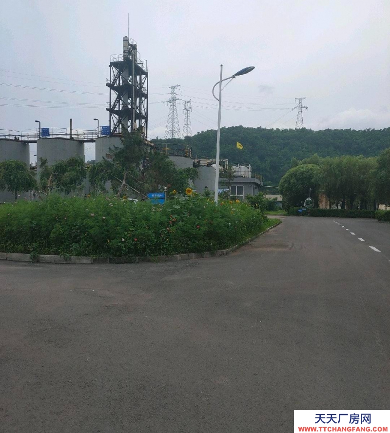 (出租)本溪溪湖區(qū)鄭家9車站附近大型倉庫！可以進叉車的！1000平左右！