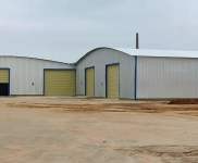 (出租) 個人直租見龍大道臨街、前庭后院、一層可做商鋪、二三層標間。