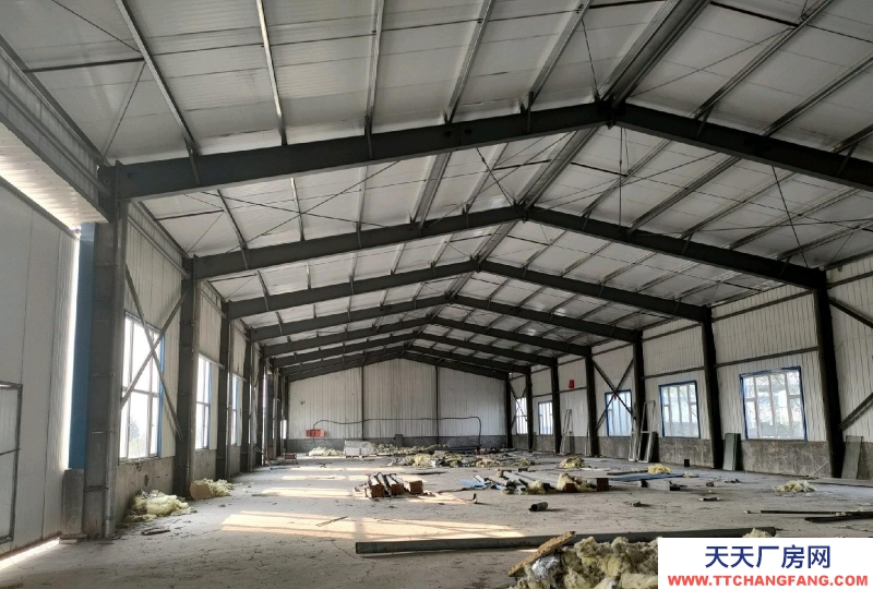 (出租) 鞍山鐵東廠房1400平，院6500平，交通方便