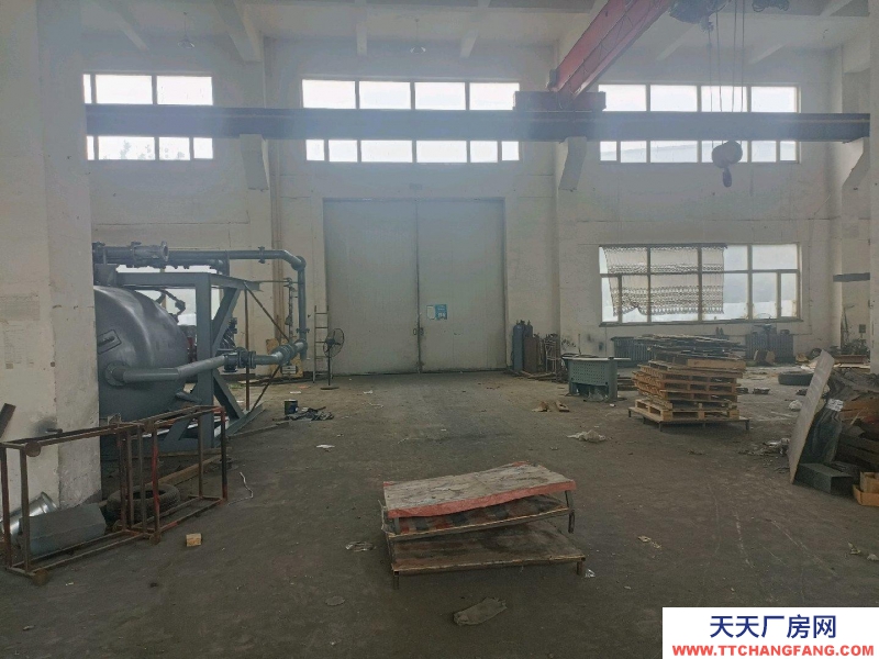 (出租) 鞍山鐵西輕工廠房，簡單裝修，可租可買，手續(xù)齊全，配套完善，價格合理。