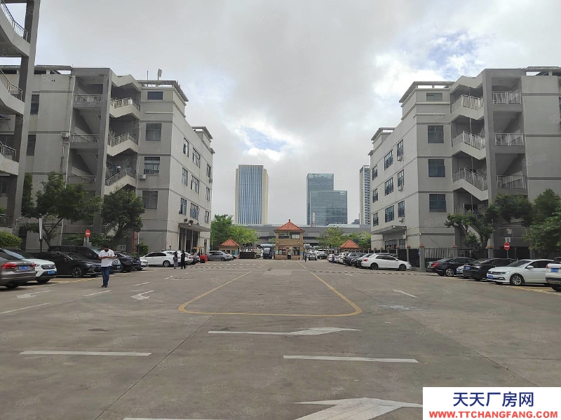 (出租) 深圳帶紅本龍崗南聯(lián)精裝修一樓1000平米樓上1500平廠房出租