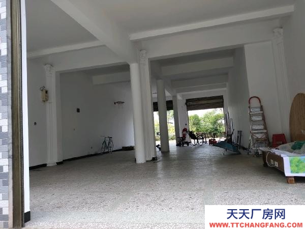 岳陽市湘陰區 倉庫位于新知源學校附近，自家樓房的層，倉庫寬敞