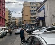 (出租) 半地下庫、六馬路鞋城南60米、7個房間