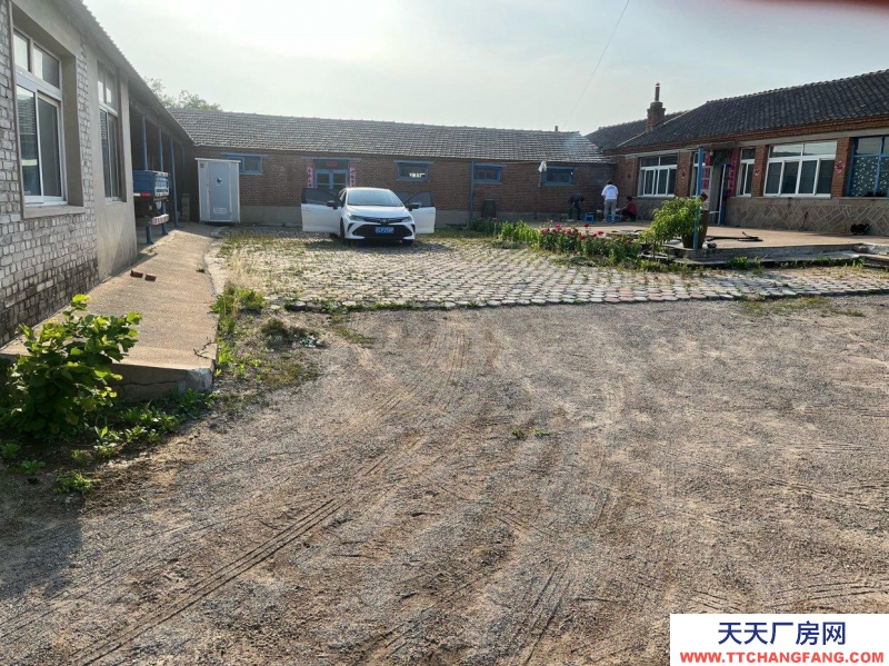 (出售) 鞍山千山下石橋前后兩個(gè)廠房倉庫