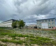 (出租) 廠房高度9米,占地面積10000平方米。