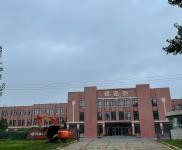 (出租) 原廠房為藥品生產企業，辦公環境好，廠房寬敞。