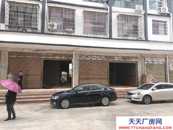 岳陽市平江區(qū) 鋪面出租，可以做倉庫使用，交通方便人員密集