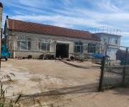 (出租) 臨近國道處，交通便利！