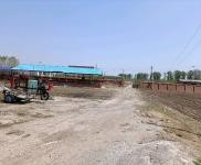 (出售) 梨樹縣萬發(fā)加油站后身大院出售，面積9000平方米，臨街！