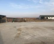 (出售) 土地面積8000平，有牛舍，牛棚，三相電，可以養殖。