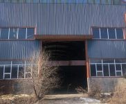 (出租) 出租出賣。遼源市開發(fā)區(qū)（原福星防盜門院內）3500平方米左右