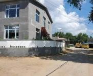 (出租) 遼源獨(dú)門獨(dú)院，交通便利，有深水井和動(dòng)力電