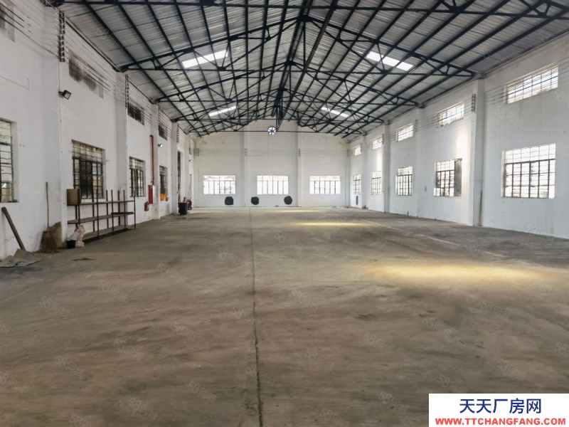 (出租) 江門蓬江區(qū)棠下鎮(zhèn)，帶空地，拖頭隨意進(jìn)出，19000平方簡廠